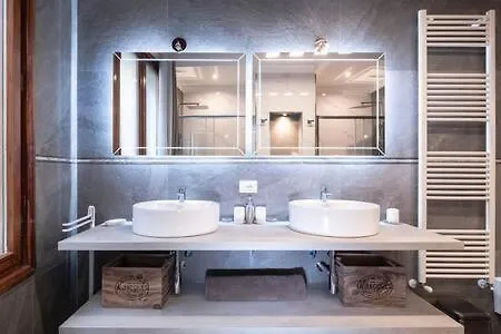 Loggia Rialto Apartments Venice Italy