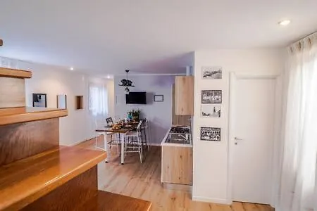 Loggia Rialto Apartments Venice 0*,  Italy