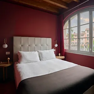 Rego - Boutique & Serenity With Some Off-site In The Heart Of Center Apartment Bergamo